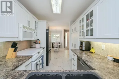 45 Green Briar Road New Tecumseth ON L9R 1R6