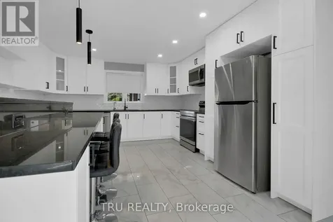 7038 Shields Drive Ottawa ON K4P 1A7