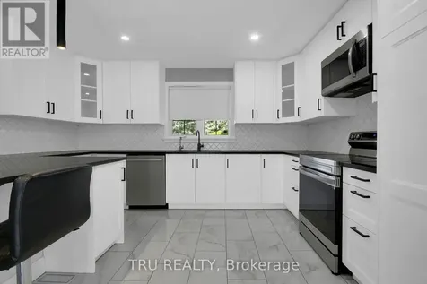 7038 Shields Drive Ottawa ON K4P 1A7