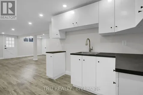 7038 Shields Drive Ottawa ON K4P 1A7