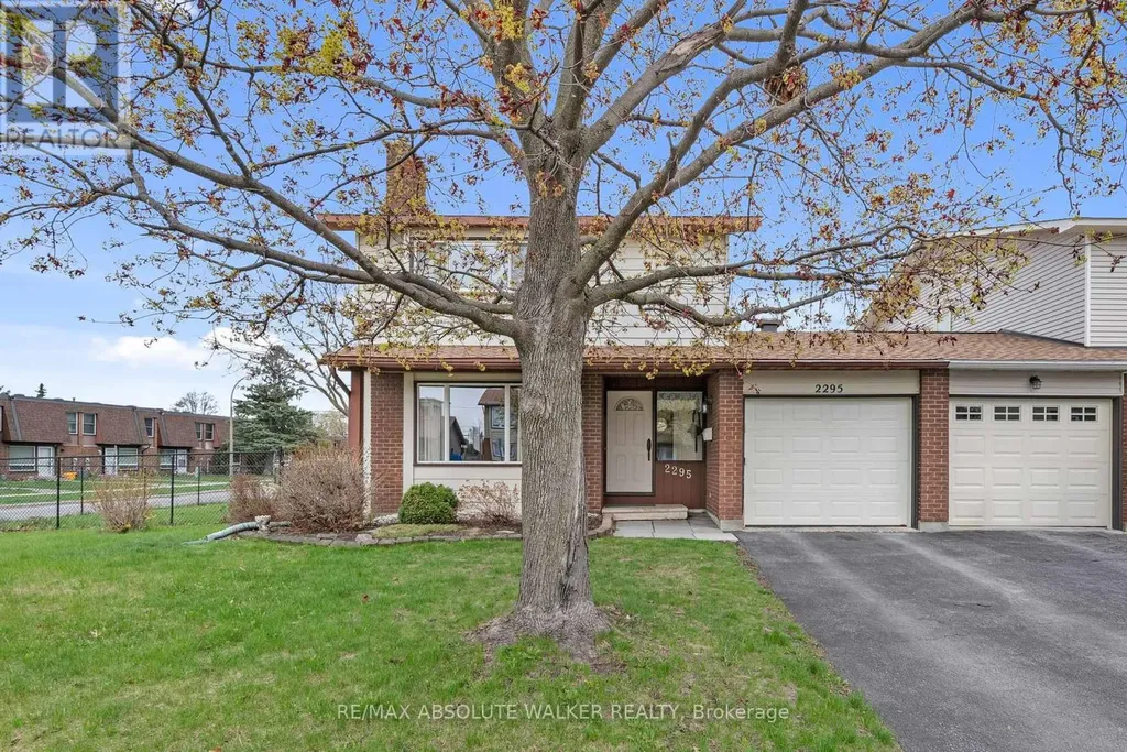 2295 Cotters Crescent Ottawa ON K1V 8Y7