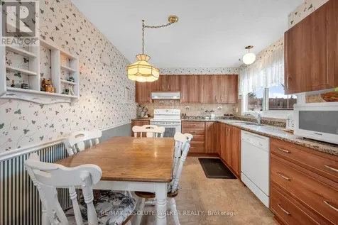 2295 Cotters Crescent Ottawa ON K1V 8Y7