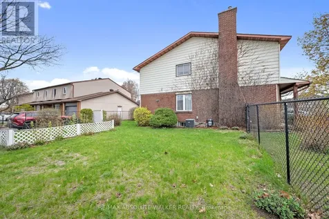 2295 Cotters Crescent Ottawa ON K1V 8Y7