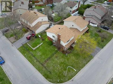 2295 Cotters Crescent Ottawa ON K1V 8Y7