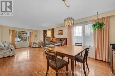2295 Cotters Crescent Ottawa ON K1V 8Y7