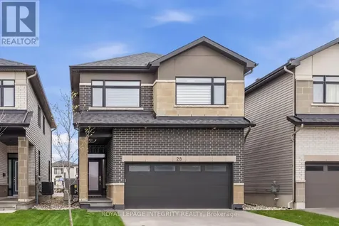 28 Mendoza Way Ottawa ON K2S 2S6