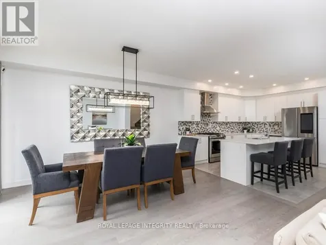 28 Mendoza Way Ottawa ON K2S 2S6