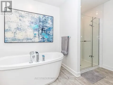 28 Mendoza Way Ottawa ON K2S 2S6