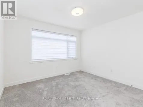 28 Mendoza Way Ottawa ON K2S 2S6
