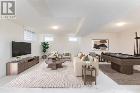 28 Mendoza Way Ottawa ON K2S 2S6