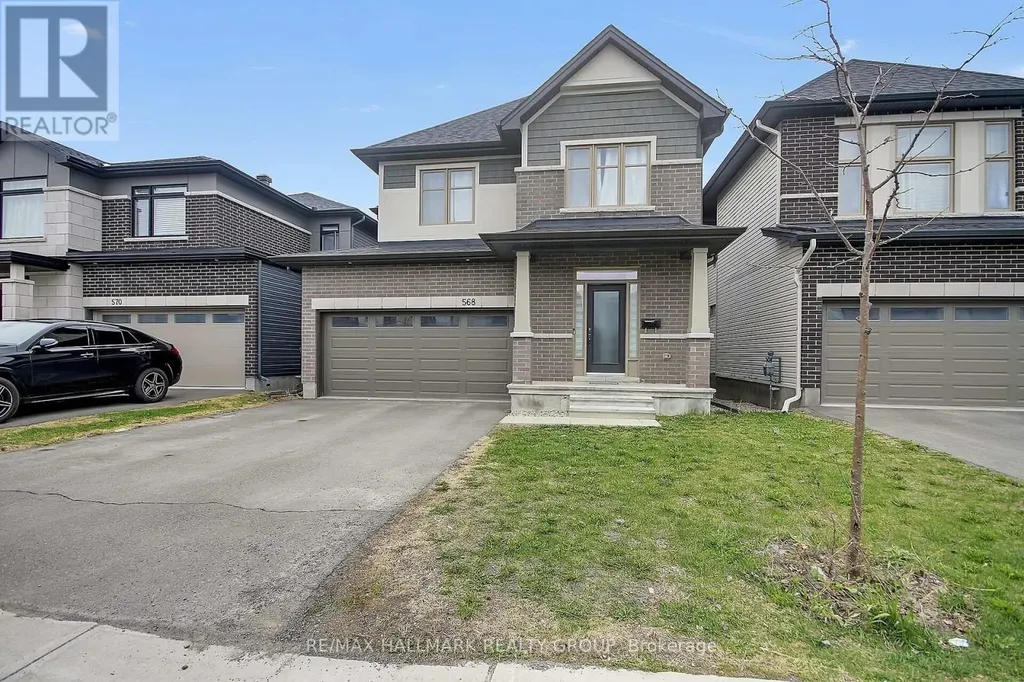 568 Bobolink Ridge Ottawa ON K2S 2P4