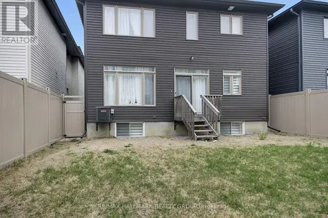 568 Bobolink Ridge Ottawa ON K2S 2P4