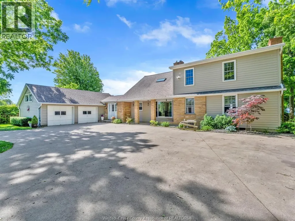 388 Seacliff Drive West Leamington ON N8H 4E1