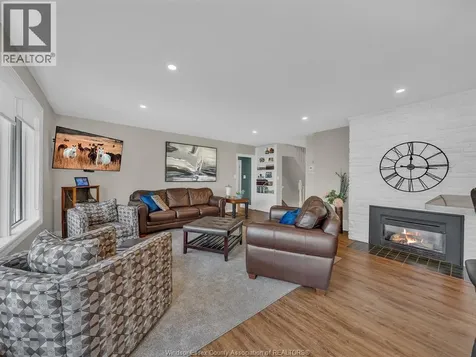 388 Seacliff Drive West Leamington ON N8H 4E1