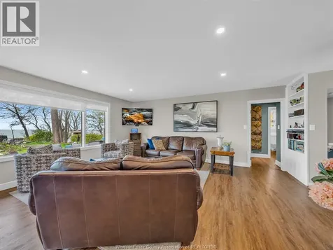 388 Seacliff Drive West Leamington ON N8H 4E1