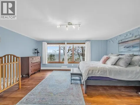 388 Seacliff Drive West Leamington ON N8H 4E1