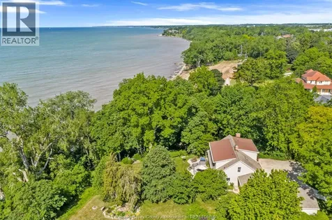388 Seacliff Drive West Leamington ON N8H 4E1