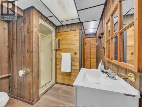 388 Seacliff Drive West Leamington ON N8H 4E1
