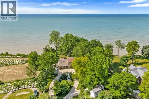 388 Seacliff Drive West Leamington ON N8H 4E1