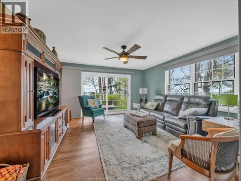 388 Seacliff Drive West Leamington ON N8H 4E1