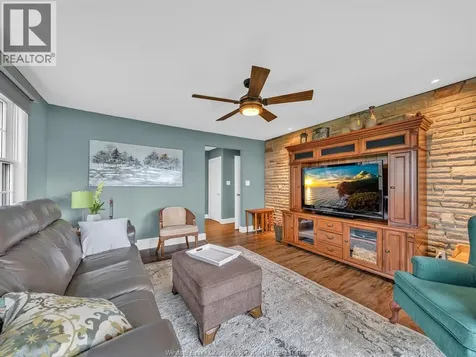 388 Seacliff Drive West Leamington ON N8H 4E1