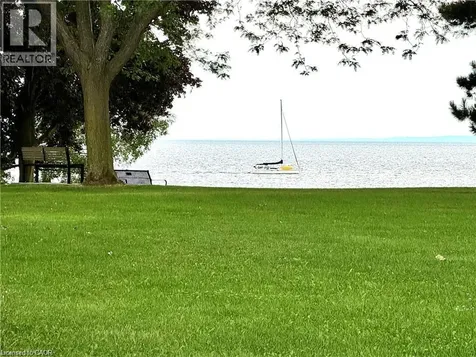 5250 Lakeshore Road Burlington ON L7L 5L2