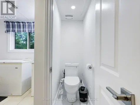 128 Macatee Place South Cambridge ON N1R 6Z8