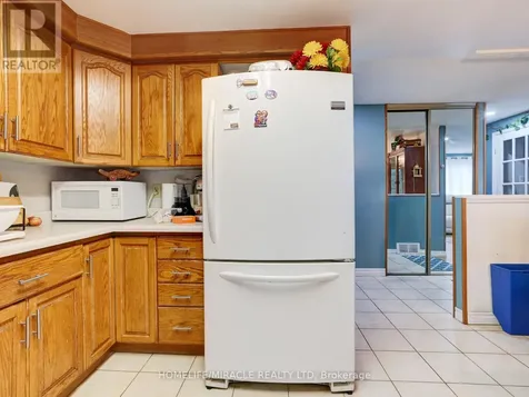 128 Macatee Place South Cambridge ON N1R 6Z8
