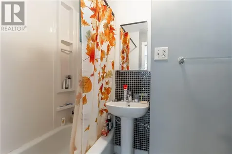682 Connaught Avenue Greater Sudbury ON P3E 3W6