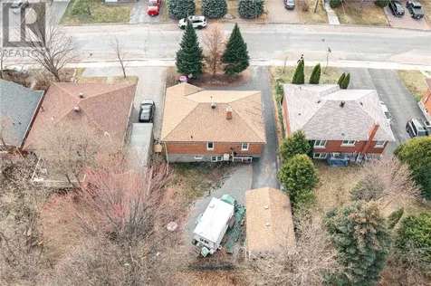 682 Connaught Avenue Greater Sudbury ON P3E 3W6