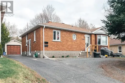 682 Connaught Avenue Greater Sudbury ON P3E 3W6