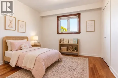 477 Valleyview Crescent Milton ON L9T 3L3