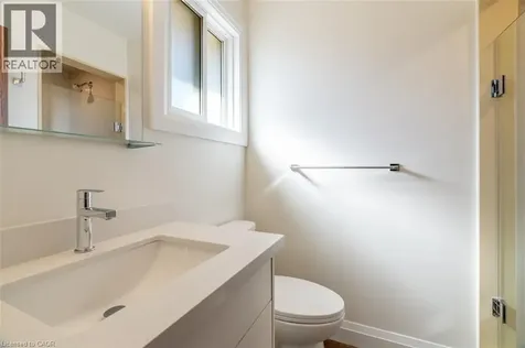 477 Valleyview Crescent Milton ON L9T 3L3