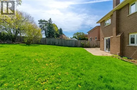 477 Valleyview Crescent Milton ON L9T 3L3