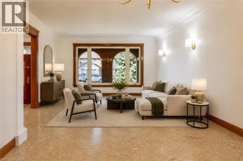 477 Valleyview Crescent Milton ON L9T 3L3