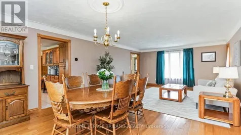 42720 Meadow Wood Lane Central Elgin ON N0L 2L0
