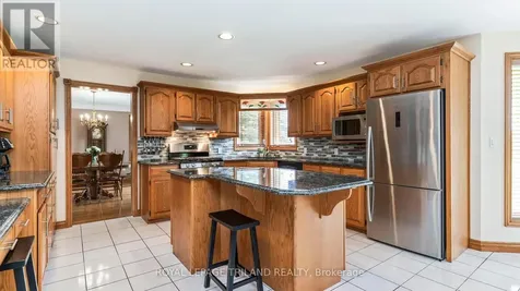 42720 Meadow Wood Lane Central Elgin ON N0L 2L0
