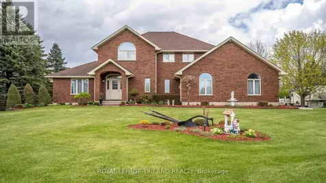 42720 Meadow Wood Lane Central Elgin ON N0L 2L0
