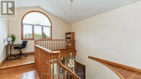 42720 Meadow Wood Lane Central Elgin ON N0L 2L0