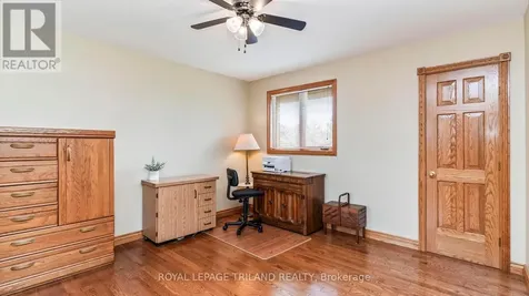 42720 Meadow Wood Lane Central Elgin ON N0L 2L0
