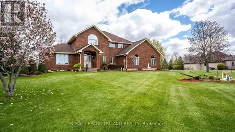 42720 Meadow Wood Lane Central Elgin ON N0L 2L0