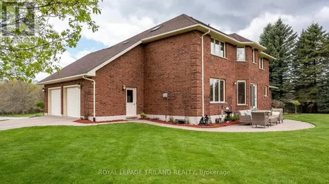 42720 Meadow Wood Lane Central Elgin ON N0L 2L0