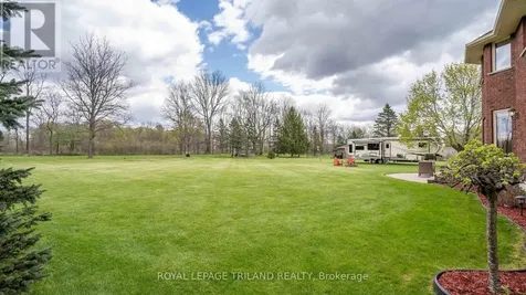 42720 Meadow Wood Lane Central Elgin ON N0L 2L0