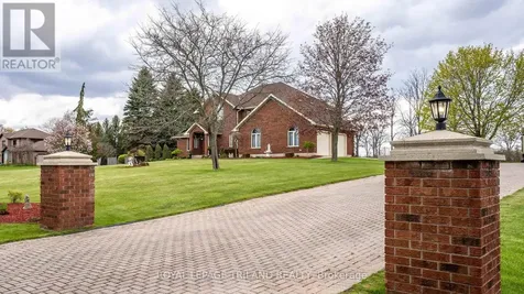 42720 Meadow Wood Lane Central Elgin ON N0L 2L0