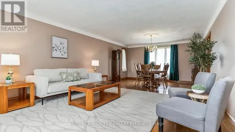 42720 Meadow Wood Lane Central Elgin ON N0L 2L0