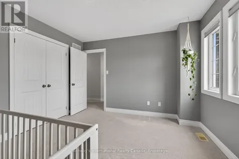 19 Garbutt Crescent Collingwood ON L9Y 0H5