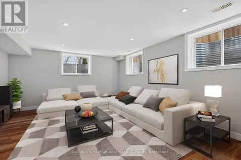 19 Garbutt Crescent Collingwood ON L9Y 0H5