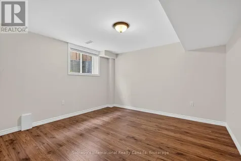 19 Garbutt Crescent Collingwood ON L9Y 0H5
