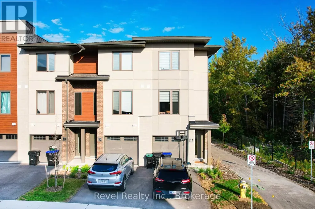 14 Winters Crescent Collingwood ON L9Y 5T1