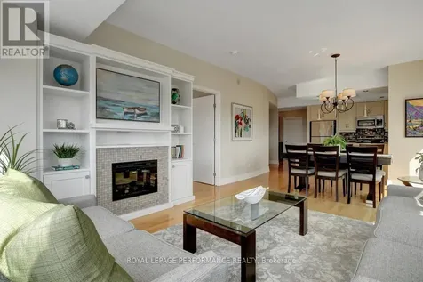 75 Cleary Avenue Ottawa ON K2A 1R8